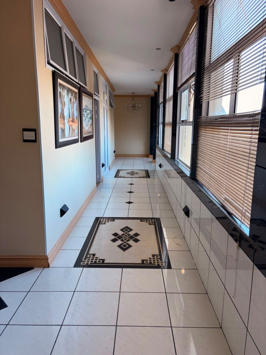 7 Bedroom Property for Sale in Quigney Eastern Cape